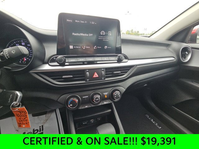 Used 2024 Kia Forte LXS w/ LXS Technology Package FWD image 21