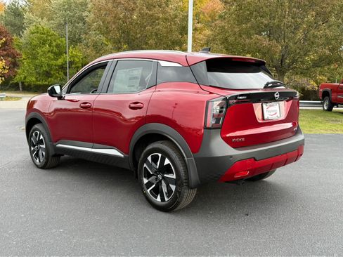 Used 2026 Nissan Kicks SV w/ SV Premium Package AWD/4WD image 5