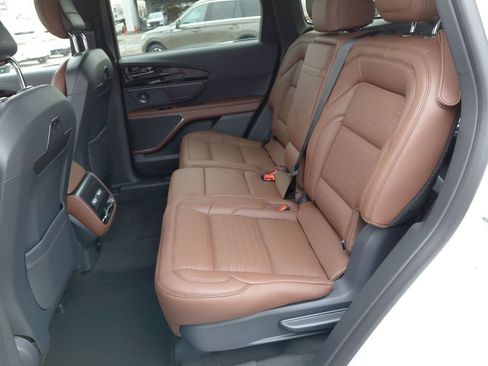 New 2026 Lincoln Nautilus Reserve image 28