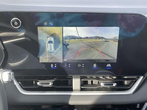 New 2026 Chevrolet Equinox LT image 22