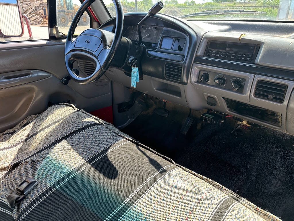 Used 1997 Ford F450 2WD Regular Cab Super Duty image 9