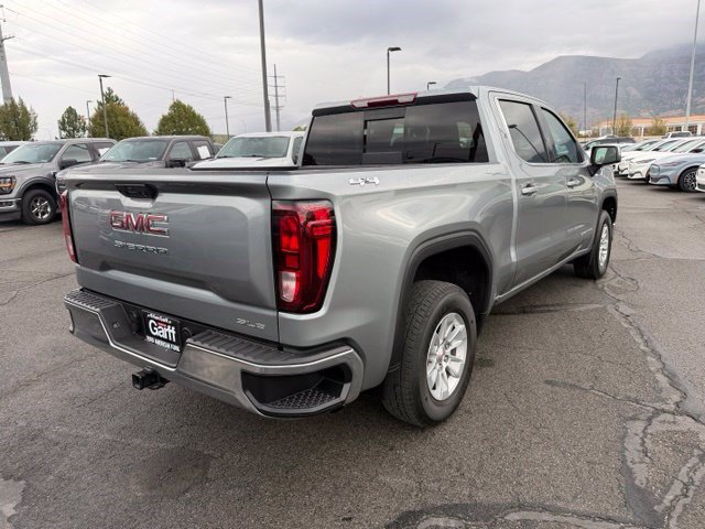 Used 2024 GMC Sierra 1500 SLE w/ Preferred Package AWD/4WD image 9