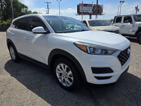 Used 2020 Hyundai Tucson SE AWD/4WD image 3