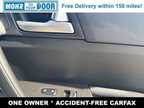 Used 2020 Kia Sportage LX image 29