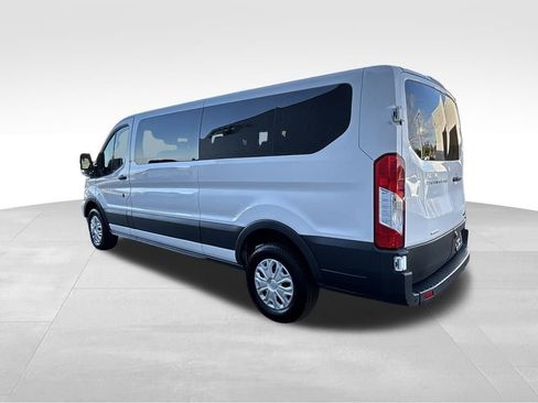 Used 2023 Ford Transit 350 XLT image 3