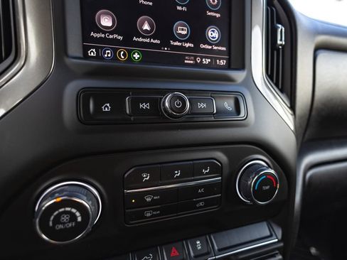 Used 2024 Chevrolet Silverado 2500 Custom w/ Custom Value Package image 10