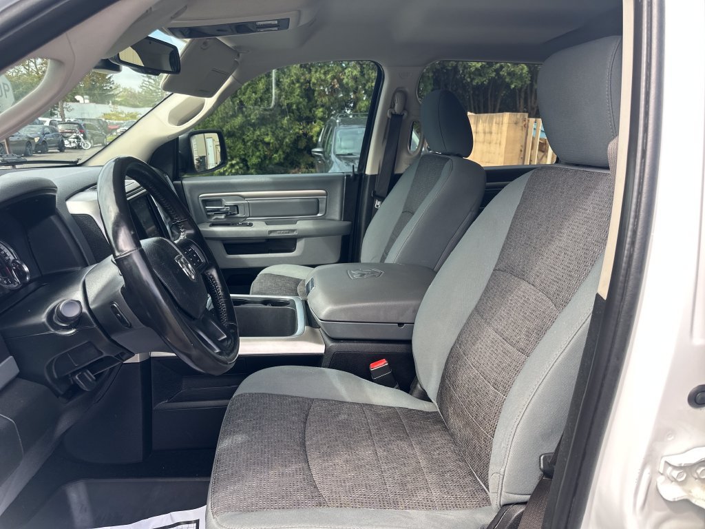 Used 2019 RAM 1500 Warlock AWD/4WD image 13