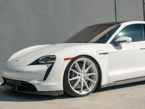 Used 2020 Porsche Taycan Turbo S image 21