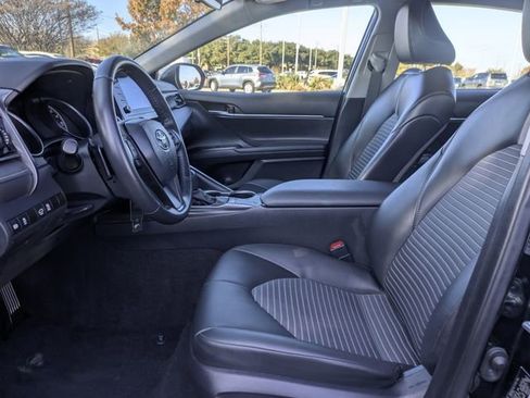 Used 2024 Toyota Camry SE image 24