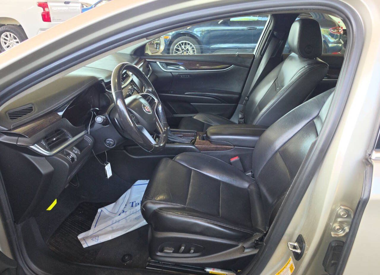 Used 2015 Cadillac XTS Luxury FWD image 3