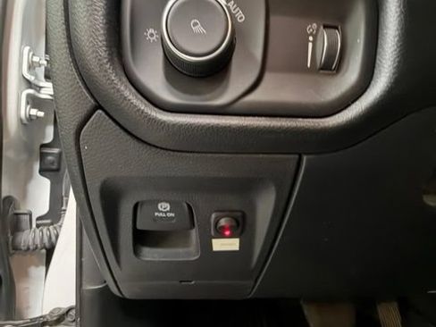 Used 2022 RAM 1500 Tradesman AWD/4WD image 20