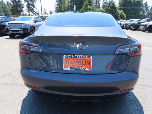 Used 2019 Tesla Model 3 Mid Range RWD image 7