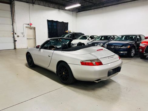 Used 2001 Porsche 911 Carrera RWD image 6