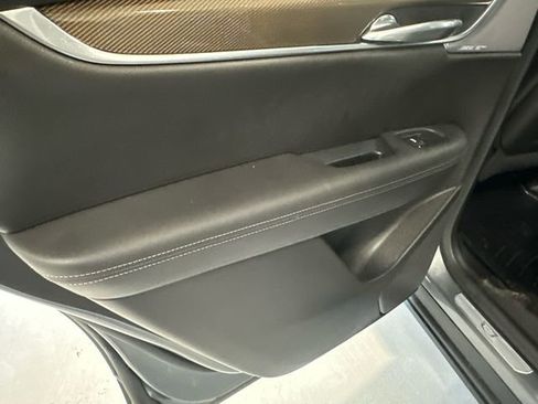 Certified 2022 Cadillac XT6 Premium Luxury w/ Platinum Package image 28