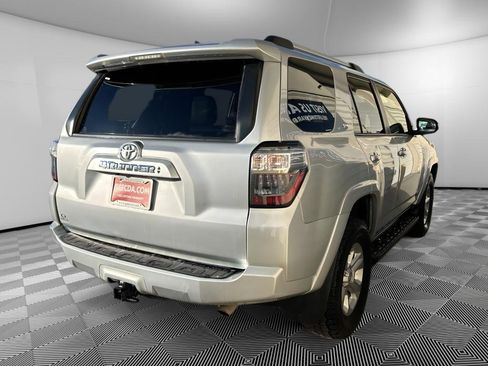Used 2020 Toyota 4Runner SR5 Premium image 4