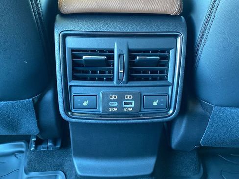 Used 2026 Subaru Forester Touring w/ Touring Package image 15