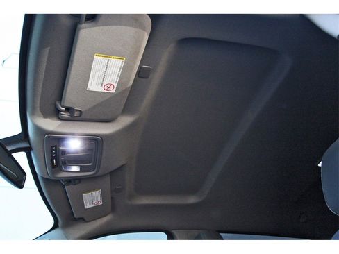 Used 2023 Chevrolet Silverado 2500 LT image 28