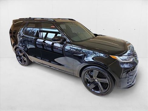 New 2025 Land Rover Discovery Dynamic SE image 4