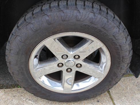 Used 2012 RAM 1500 Express AWD/4WD image 6