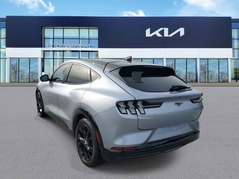 Used 2022 Ford Mustang Mach-E Premium image 4