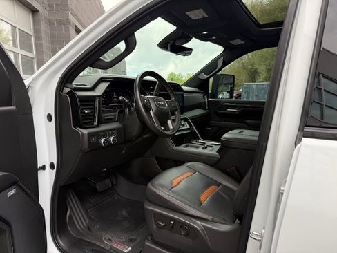 Used 2024 GMC Sierra 3500 AT4 w/ AT4 Premium Plus Package image 35