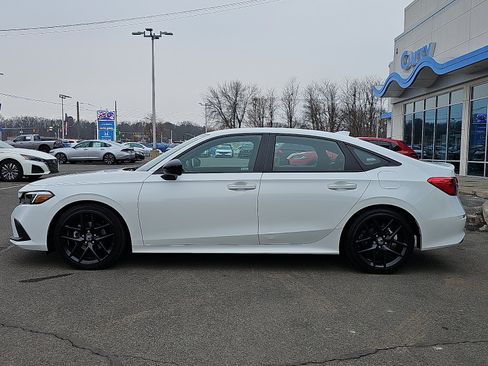 Used 2023 Honda Civic Sport image 7