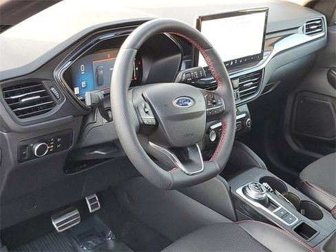 Certified 2024 Ford Escape ST-Line w/ Tech Pack #1 image 14