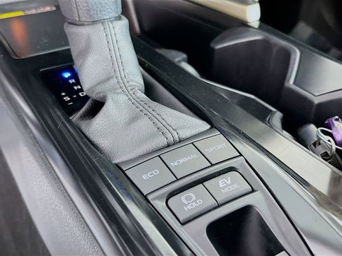 Used 2025 Toyota Camry LE FWD image 24