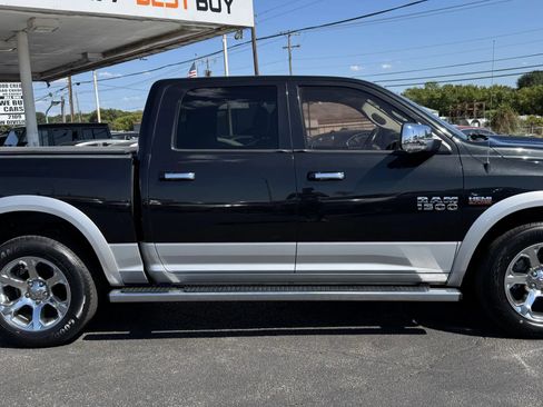 Used 2016 RAM 1500 Laramie w/ Protection Group AWD/4WD image 8
