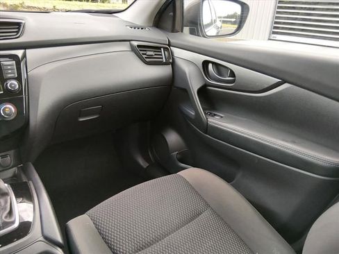 Certified 2021 Nissan Rogue Sport S FWD image 12