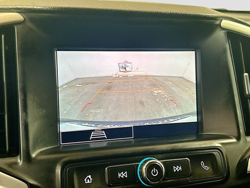 Used 2024 GMC Terrain SLE w/ Driver Convenience Package FWD image 11