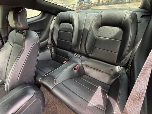 Used 2016 Ford Mustang GT Premium w/ Equipment Group 401A RWD image 10