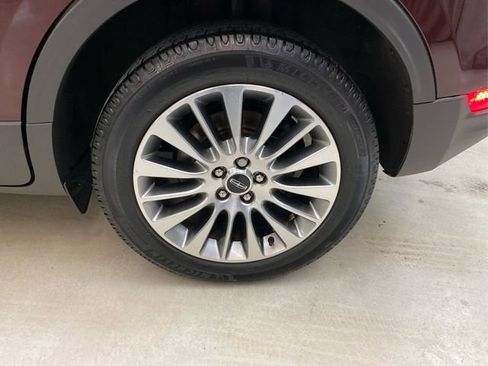 Used 2018 Lincoln MKC Reserve image 17