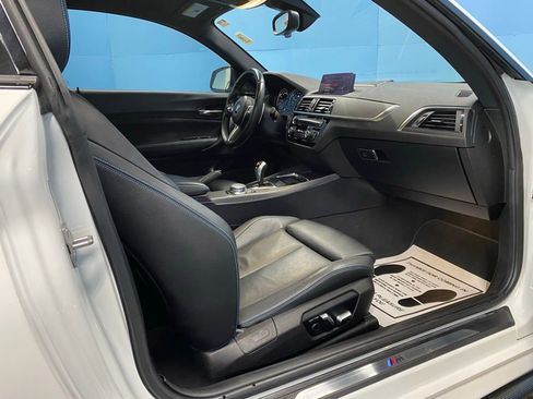Used 2018 BMW M2 image 34