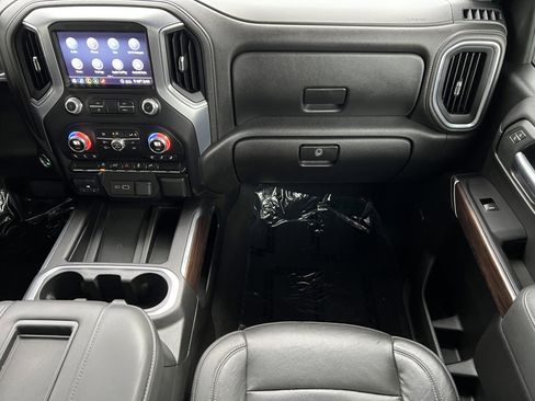 Used 2020 GMC Sierra 1500 SLT w/ SLT Convenience Package image 32