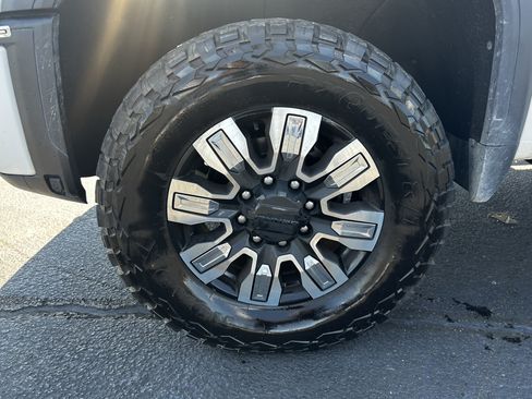 Used 2024 GMC Sierra 2500 Denali w/ Max Trailering Package AWD/4WD image 10