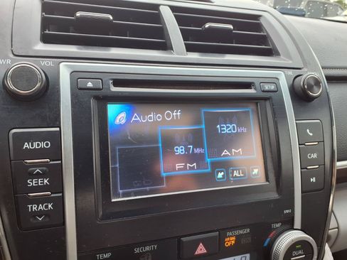 Used 2012 Toyota Camry XLE FWD image 6