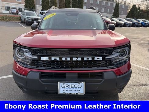 Used 2025 Ford Bronco Sport Outer Banks w/ Outer Banks Tech Package+ image 2