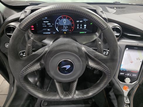 New 2025 McLaren 750S Spider image 10