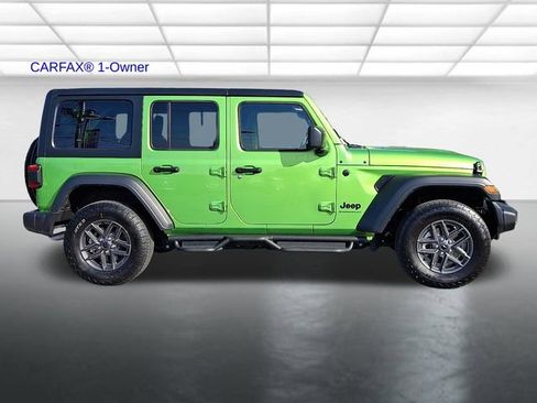 Used 2025 Jeep Wrangler Unlimited Sport AWD/4WD image 10