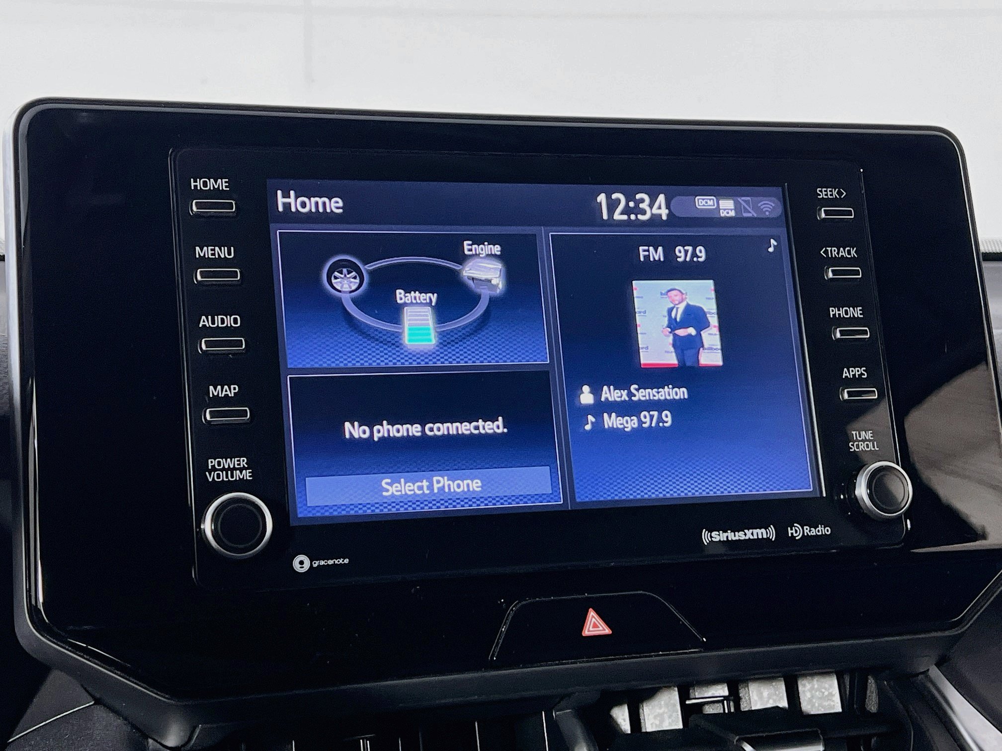 Certified 2021 Toyota Venza LE AWD/4WD image 14
