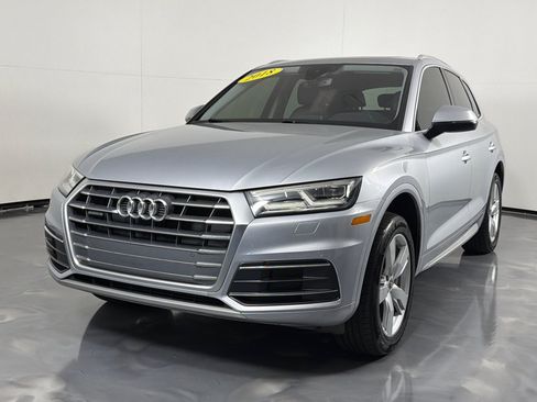 Used 2018 Audi Q5 2.0T Premium Plus w/ Premium Plus Package AWD/4WD image 8
