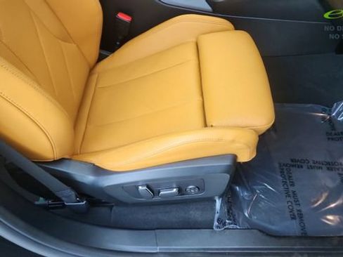 Used 2025 BMW X3 xDrive30i AWD/4WD image 24