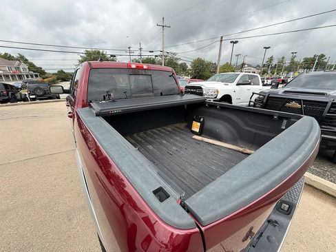 Used 2016 RAM 1500 Laramie w/ Convenience Group AWD/4WD image 8