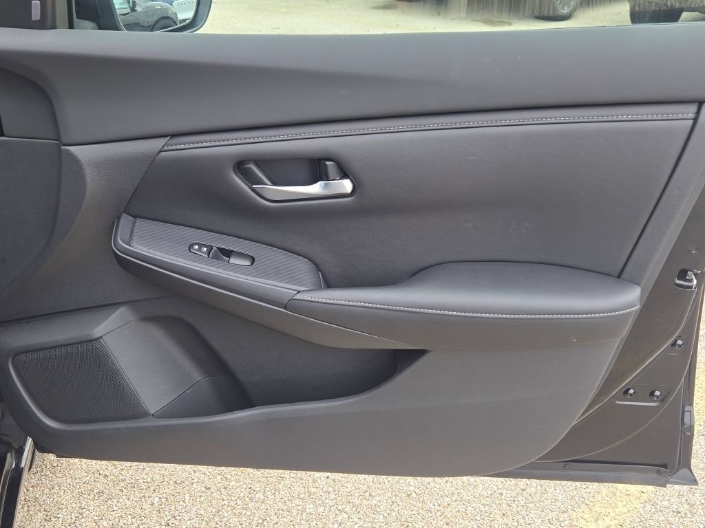 Used 2023 Nissan Sentra SV w/ All-Weather Package FWD image 7