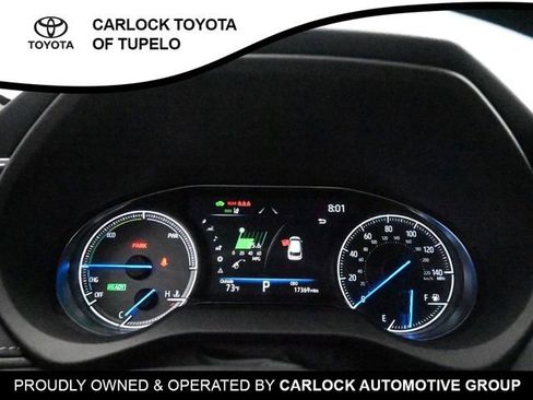 Used 2023 Toyota Venza LE image 15