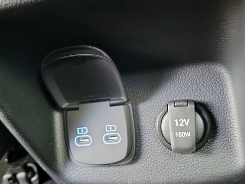 Used 2025 Genesis GV80 2.5T Standard AWD/4WD image 10