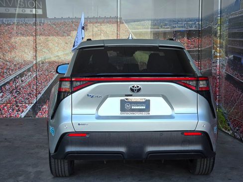 Used 2024 Toyota bZ4X Limited image 7