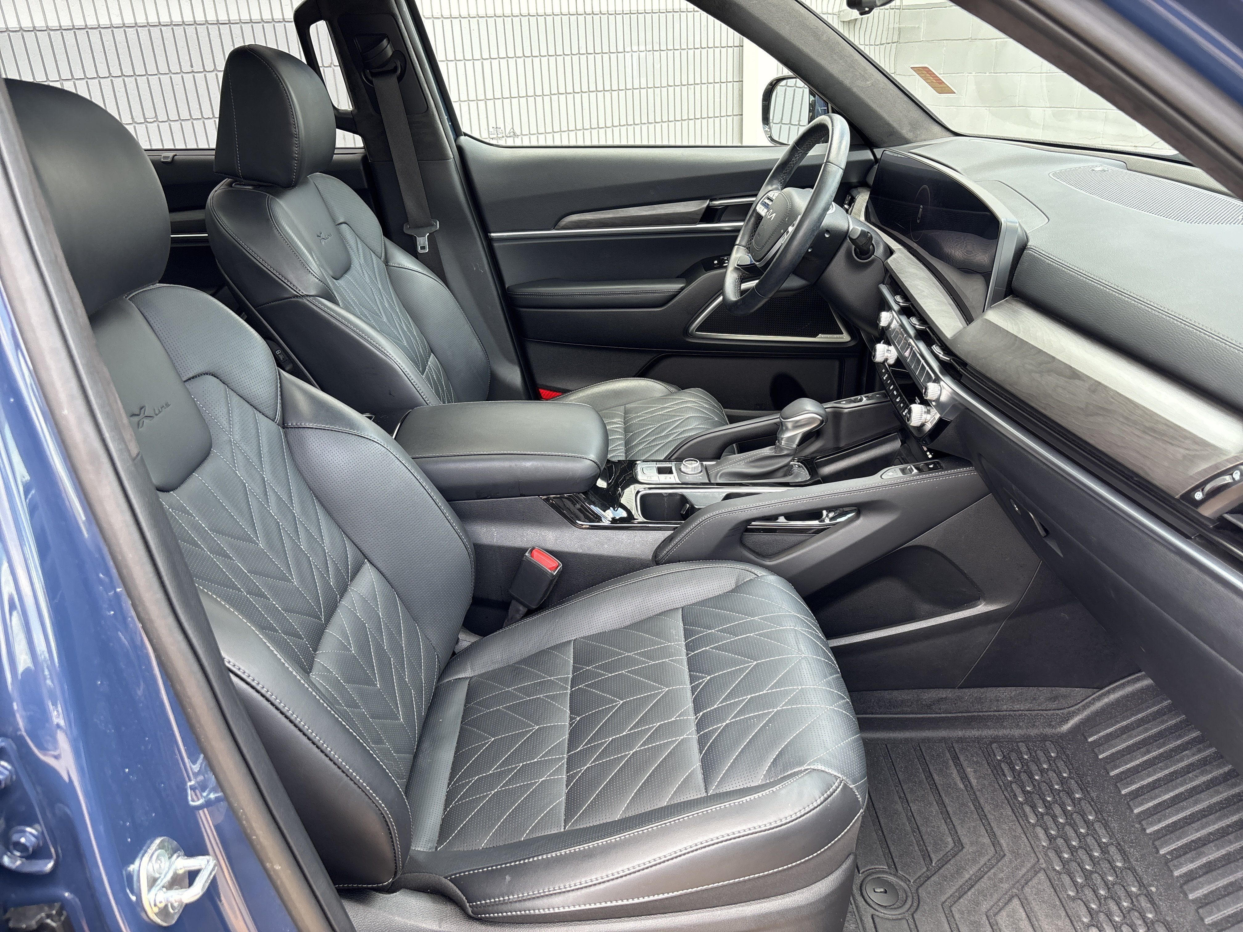 Used 2025 Kia Telluride SX Prestige X-Line AWD/4WD image 5