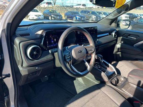 Used 2023 Chevrolet Colorado Z71 w/ Z71 Convenience Package 2 image 16